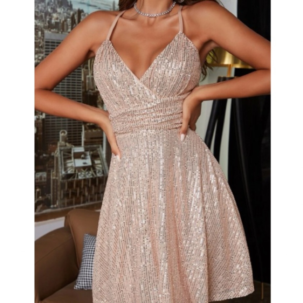 Luxe party holidays sequins mini dress - Picture 13 of 16